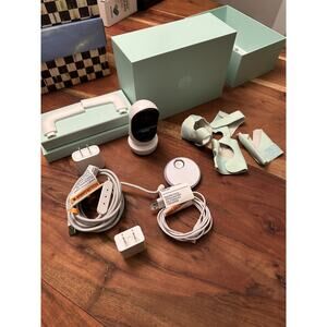 Owlet Monitor Duo Smart Sock Plus with HD Video Camera